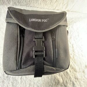 London Fog Small Camera Bag. Great Used Condition Black & Gray - Vintage